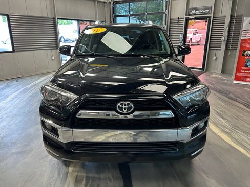 Used 2017 Toyota 4Runner Limited AWD/4WD image 40