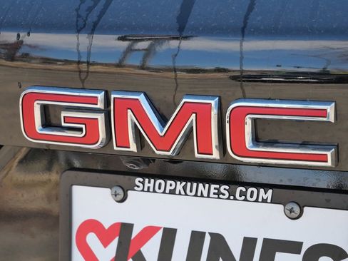 Used 2025 GMC Terrain Elevation image 10