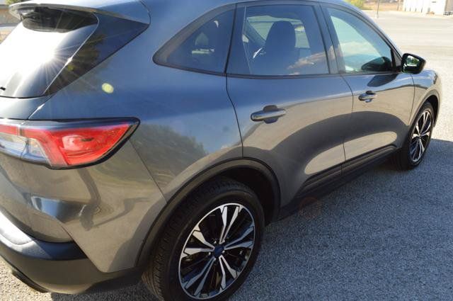 Used 2021 Ford Escape SE w/ SE Sport Appearance Package FWD image 6