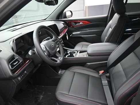 New 2026 Chevrolet Traverse Z71 w/ Driver Confidence Package image 8