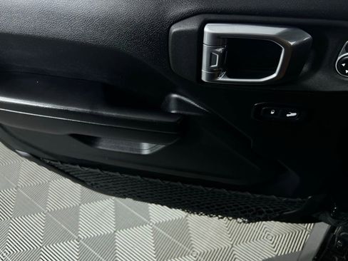 Used 2021 Jeep Gladiator Mojave image 21