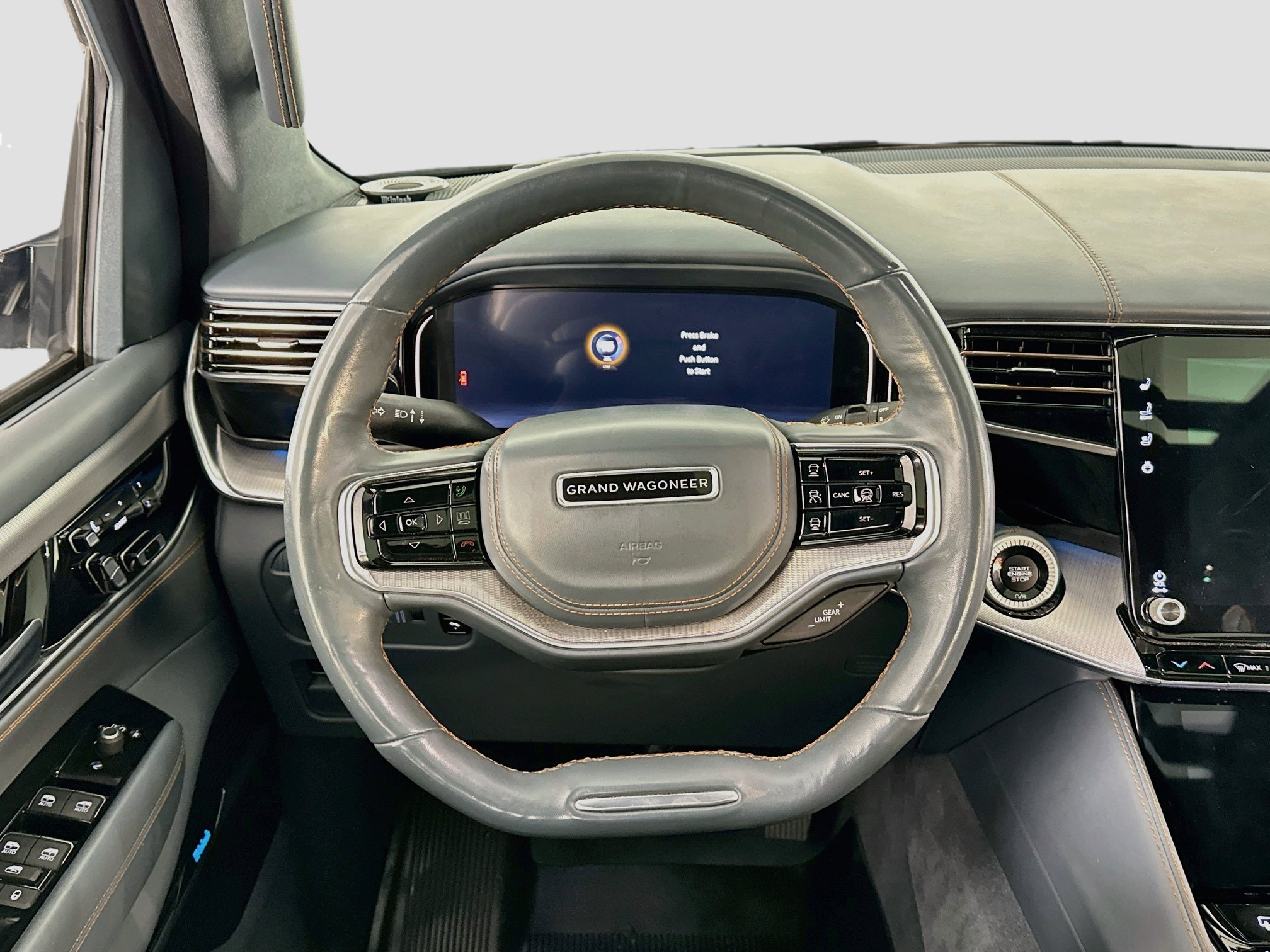 Used 2022 Jeep Grand Wagoneer Series III AWD/4WD image 18