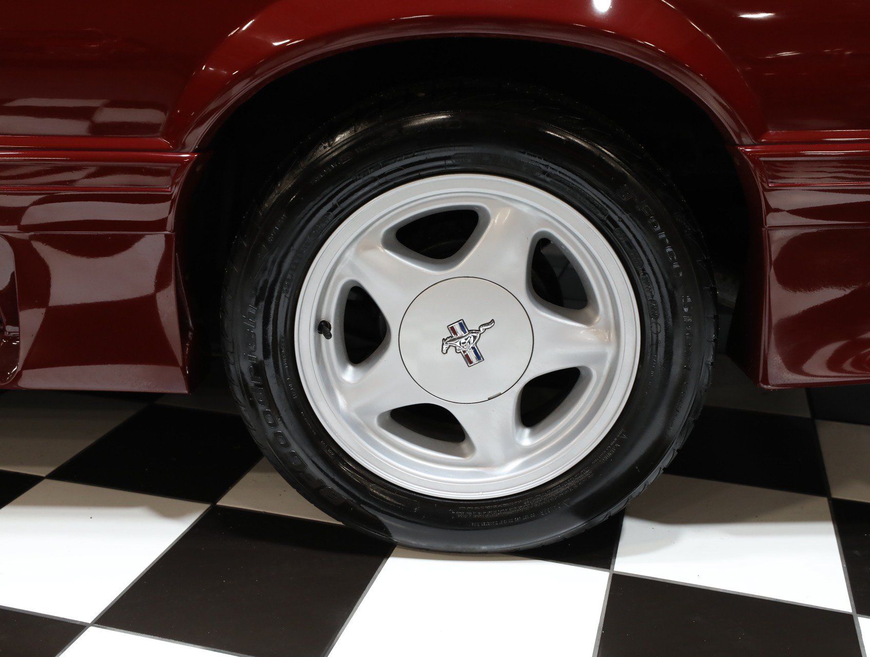Used 1990 Ford Mustang GT RWD image 32