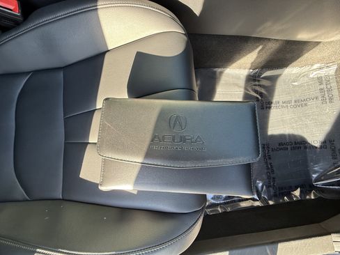 Used 2024 Acura Integra image 7