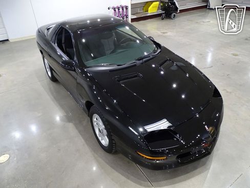 Used 1995 Chevrolet Camaro Z28 image 21