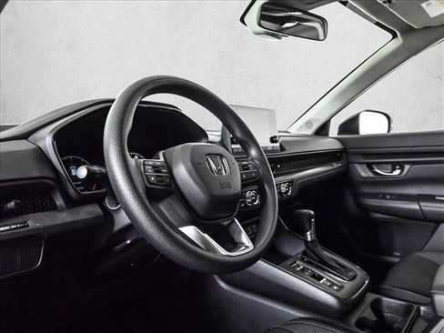 Used 2025 Honda CR-V EX image 10