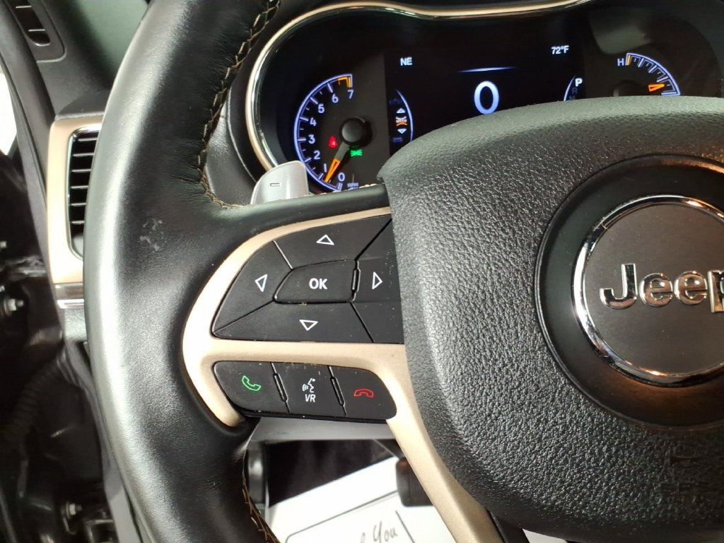 Used 2017 Jeep Grand Cherokee Overland AWD/4WD image 15