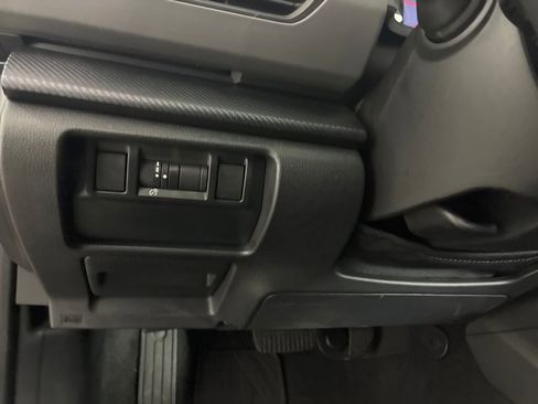 Certified 2025 Subaru Crosstrek 2.5i Limited w/ Popular Package #4A image 18