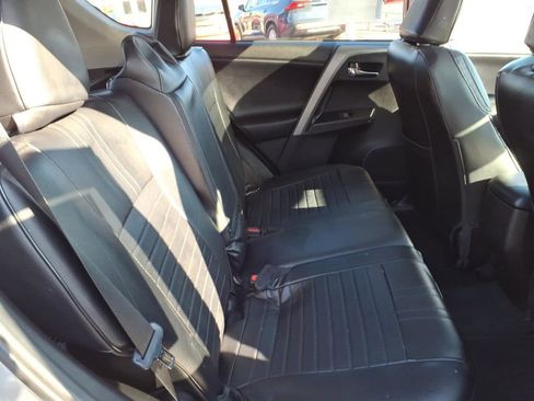 Certified 2018 Toyota RAV4 XLE image 22