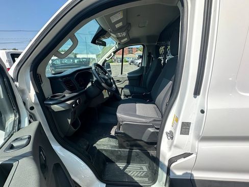 Used 2025 Ford Transit 250 Low Roof w/ Exterior Upgrade Package RWD image 15
