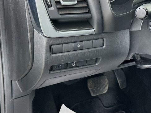 Certified 2023 Nissan Rogue SV AWD/4WD image 17