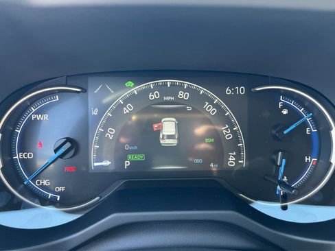 New 2025 Toyota RAV4 XLE image 12