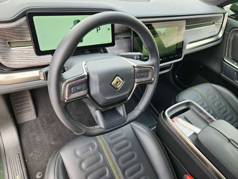 Used 2025 Rivian R1T Adventure image 2
