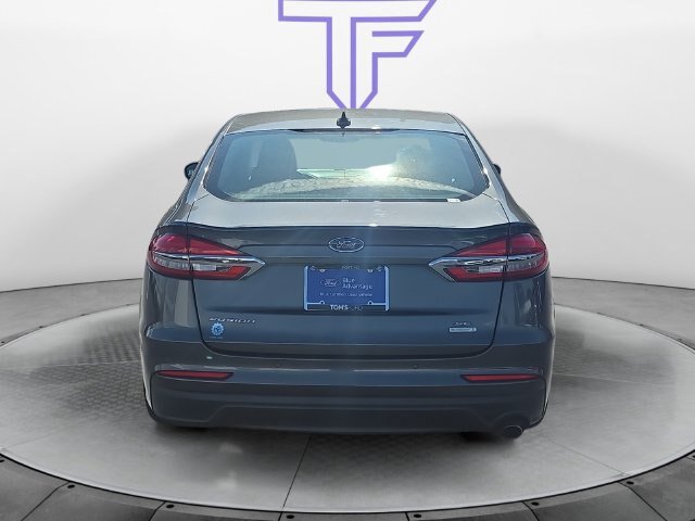 Certified 2019 Ford Fusion SE FWD image 5