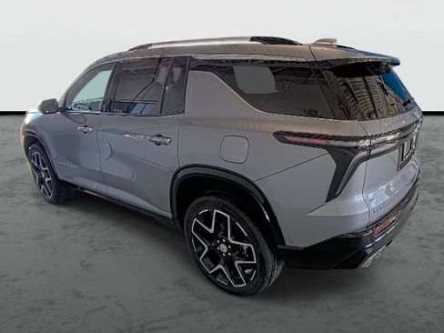 New 2026 Chevrolet Traverse High Country FWD image 11
