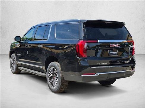 New 2026 GMC Yukon XL Elevation w/ Elevation Premium Package AWD/4WD image 8