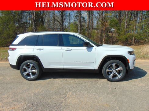 New 2026 Jeep Grand Cherokee Limited AWD/4WD image 14