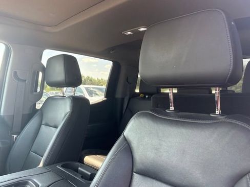 Used 2021 Chevrolet Silverado 1500 LT Trail Boss w/ Convenience Package II AWD/4WD image 10