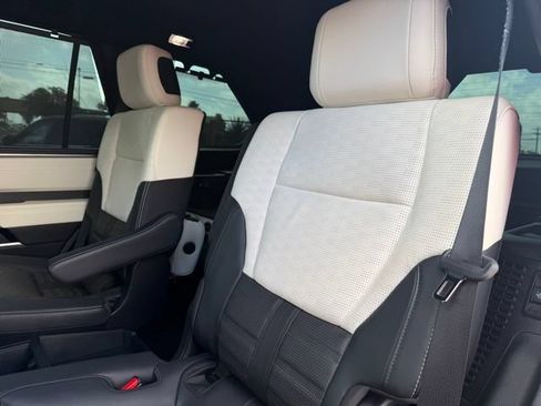 Used 2024 Toyota Sequoia Capstone RWD image 33