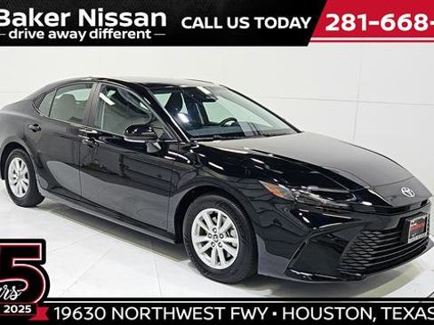 Used 2025 Toyota Camry LE FWD image 1