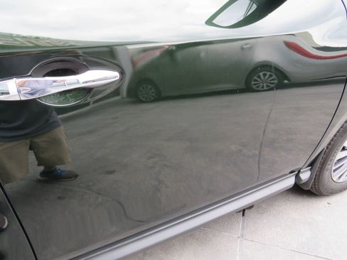 Used 2018 Nissan Pathfinder SV w/ SV All Weather Package image 38