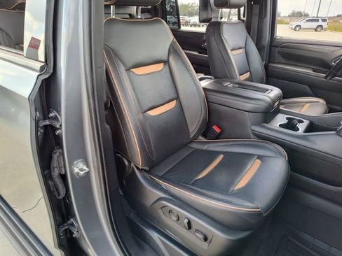 Used 2021 GMC Yukon XL AT4 w/ AT4 Premium Package image 27