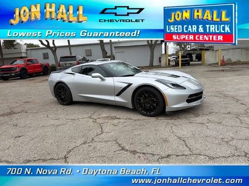 Used 2019 Chevrolet Corvette Stingray Coupe w/ 1LT image 15