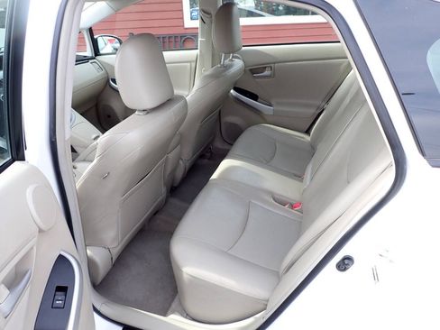 Used 2010 Toyota Prius Five FWD image 8