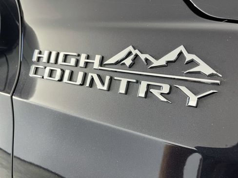 Used 2023 Chevrolet Tahoe High Country w/ Advanced Technology Package AWD/4WD image 42
