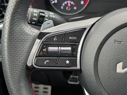 Certified 2022 Kia Forte GT w/ GT2 Package FWD image 31