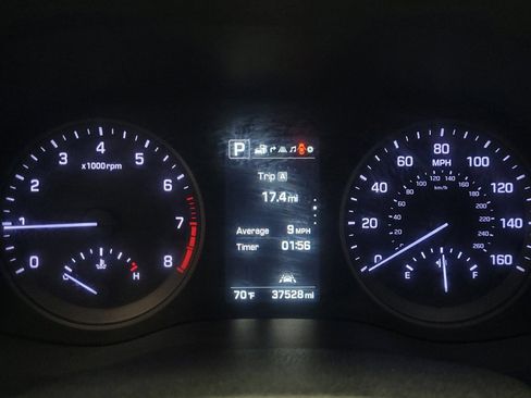 Used 2016 Hyundai Tucson Limited w/ Option Group 03 FWD image 23