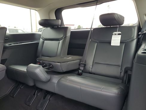 Certified 2025 Ford Expedition Active AWD/4WD image 12