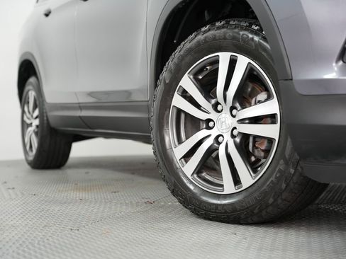 Used 2017 Honda Pilot EX image 20