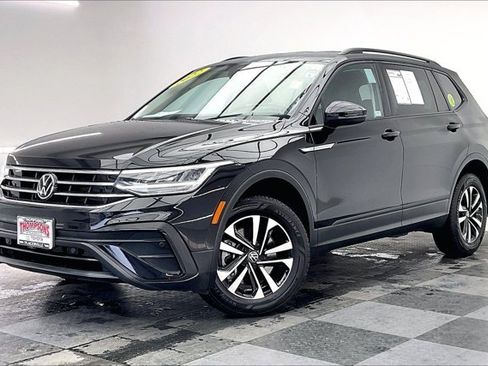 Used 2022 Volkswagen Tiguan S image 12