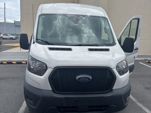 Used 2024 Ford Transit 250 148 Medium Roof w/ Load Area Protection Package RWD image 4