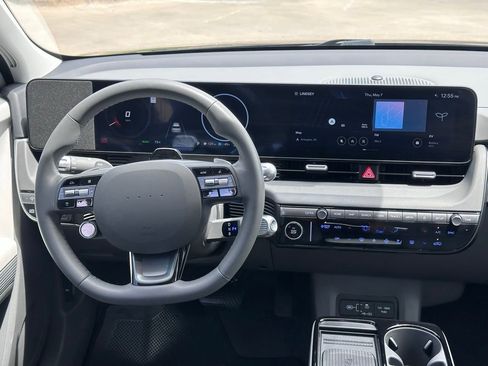 Used 2025 Hyundai Ioniq 5 SEL AWD/4WD image 22