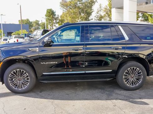 New 2026 GMC Yukon Elevation image 8