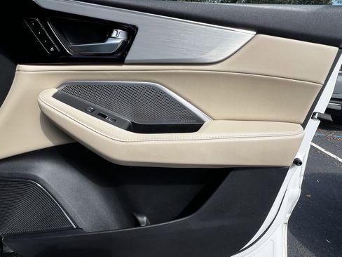 Used 2022 Acura MDX FWD w/ Technology Package image 43