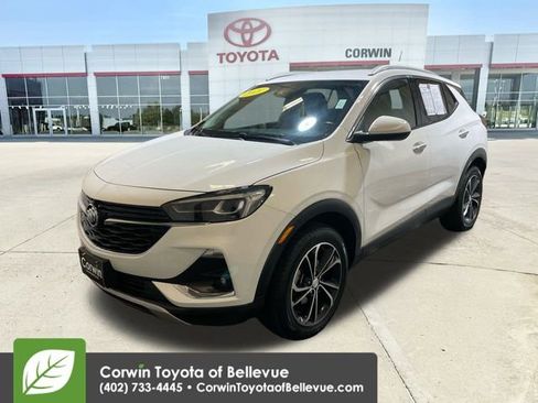 Used 2021 Buick Encore GX Essence image 4