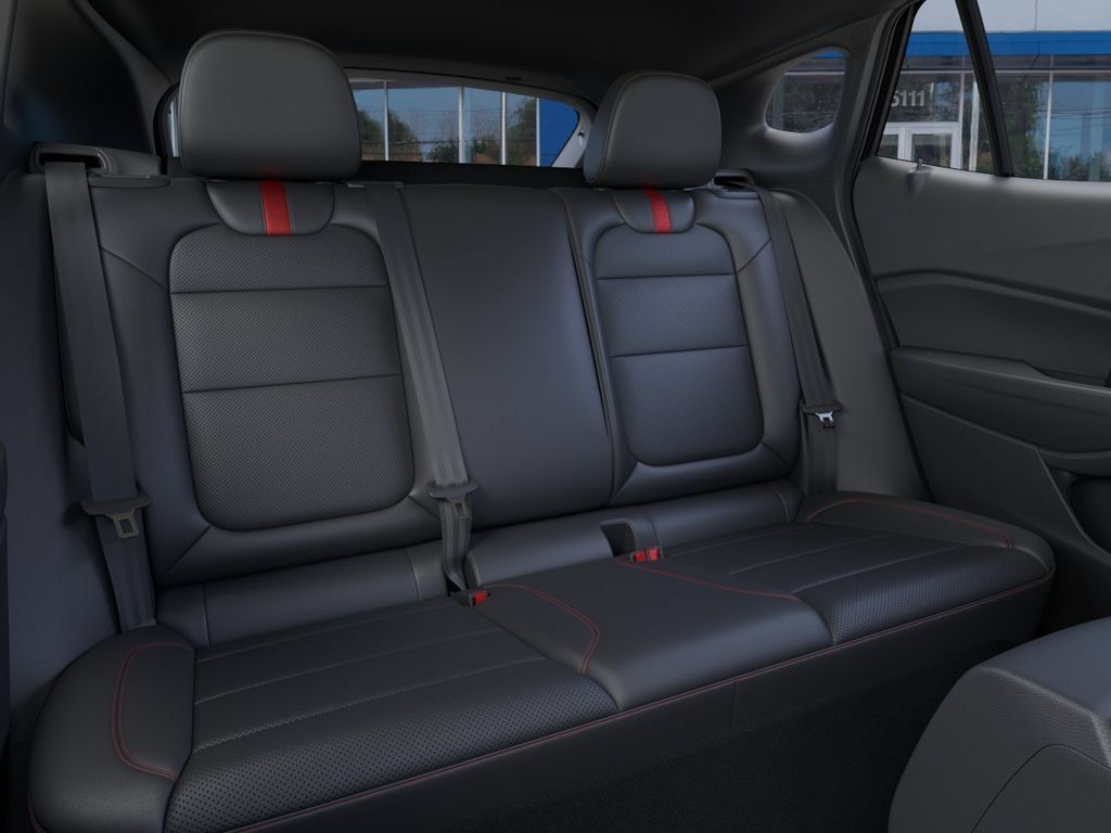New 2026 Chevrolet Trax RS w/ Driver Confidence Package FWD image 17