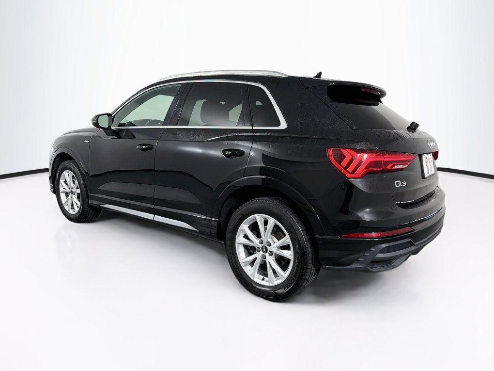 Used 2023 Audi Q3 2.0T Premium AWD/4WD image 7