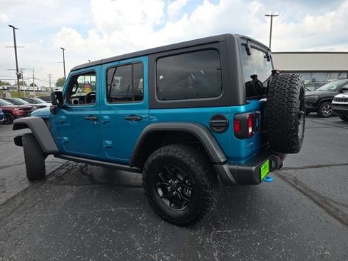 Used 2024 Jeep Wrangler Unlimited AWD/4WD image 4