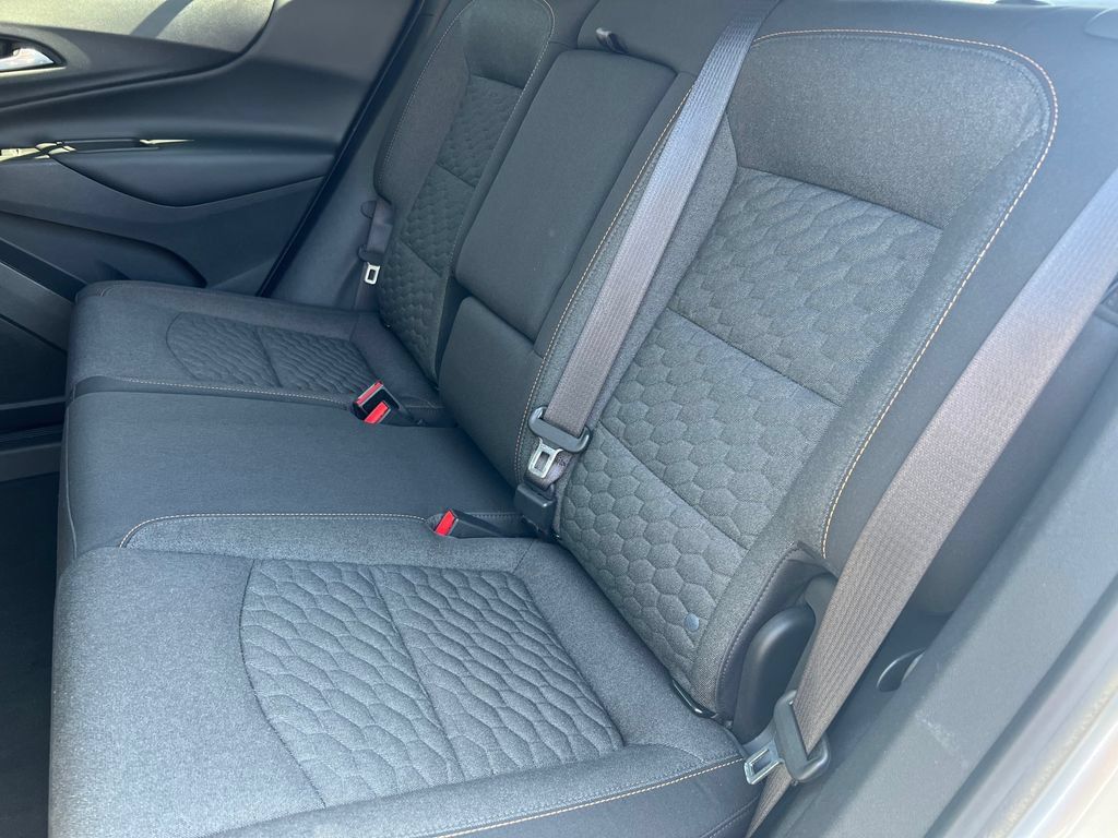 Used 2020 Chevrolet Equinox LT AWD/4WD image 13