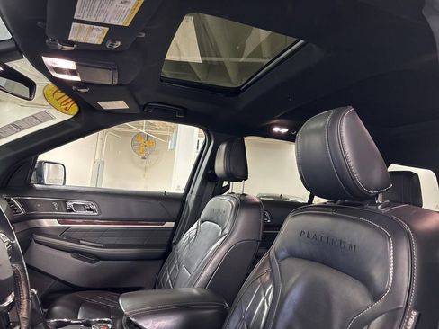 Used 2019 Ford Explorer Platinum AWD/4WD image 20
