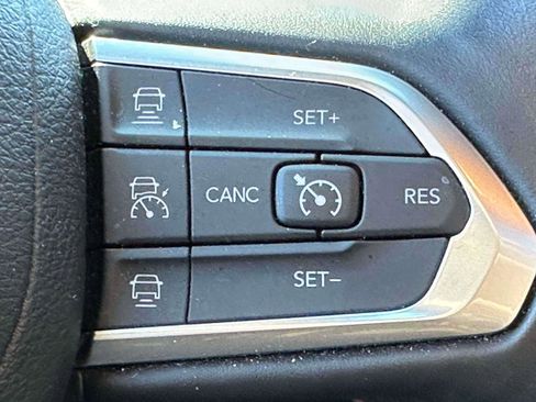 Used 2022 Jeep Compass Trailhawk w/ Trailhawk Elite Group image 22