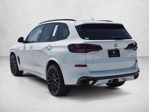 New 2026 BMW X5 xDrive40i w/ M Sport Package AWD/4WD image 9