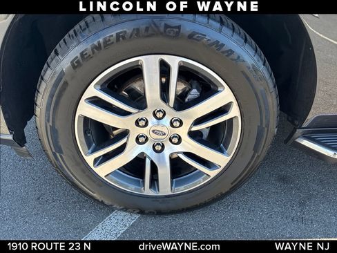 Used 2023 Ford Expedition Max Limited AWD/4WD image 27