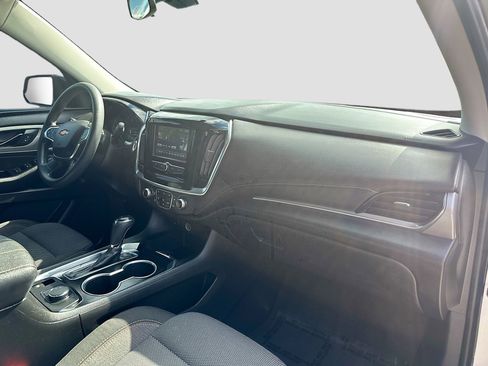 Used 2019 Chevrolet Traverse LS image 31