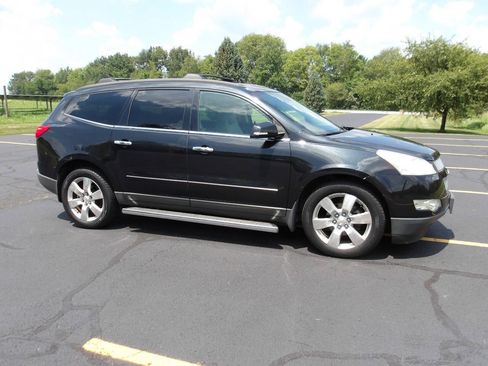 Used 2013 Buick Enclave Leather FWD image 1