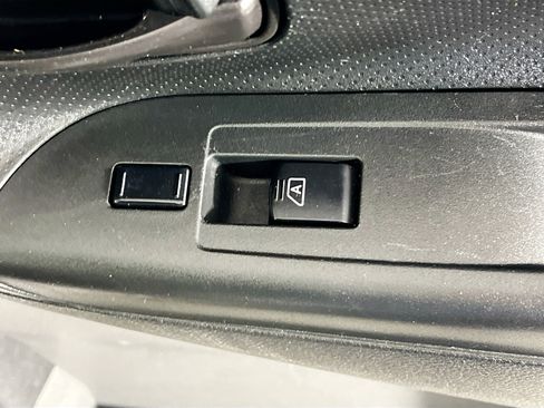 Used 2017 Chevrolet City Express LT image 28